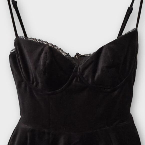 House of CB Mademoiselle Black Velvet Tulle Midi Dress Size Medium - Picture 6 of 13